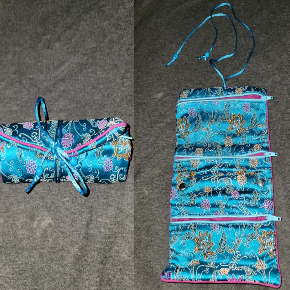 Travel Roll Jewelry Holder